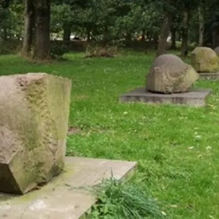 The Sawmills, - Spacious 4 Bedroom Family House - Free Wifi - & Parking - Walk To Castle