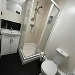 The Sawmills, - Spacious 4 Bedroom Family House - Free Wifi - & Parking - Walk To Castle Lejlighed Carlisle (Cumbria)