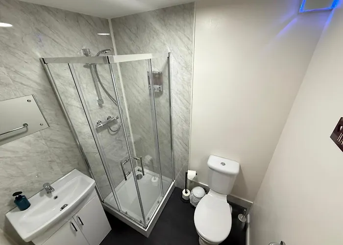 Lejlighed The Sawmills, - Spacious 4 Bedroom Family House - Free Wifi - & Parking - Walk To Castle *