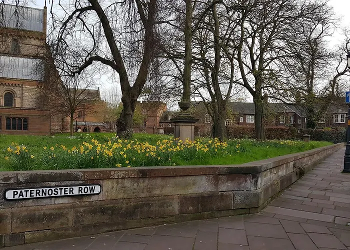 The Sawmills, - Spacious 4 Bedroom Family House - Free Wifi - & Parking - Walk To Castle Carlisle (Cumbria)