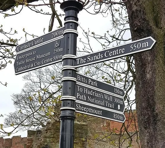 Lejlighed The Sawmills, - Spacious 4 Bedroom Family House - Free Wifi - & Parking - Walk To Castle *