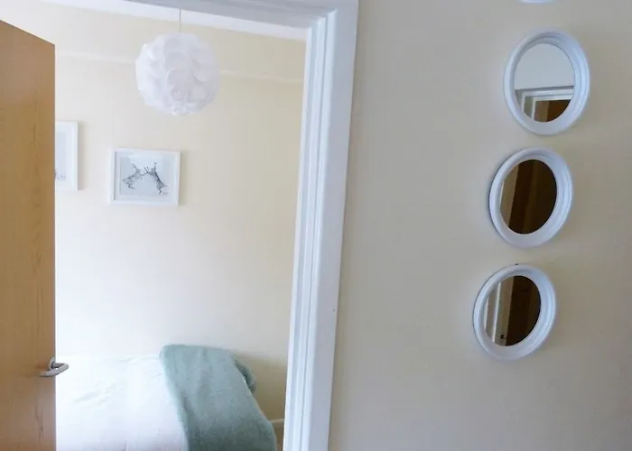 Lejlighed The Sawmills, - Spacious 4 Bedroom Family House - Free Wifi - & Parking - Walk To Castle Carlisle (Cumbria)