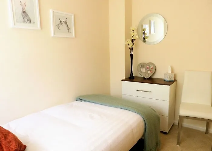 Lejlighed The Sawmills, - Spacious 4 Bedroom Family House - Free Wifi - & Parking - Walk To Castle *