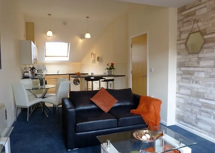 The Sawmills, - Spacious 4 Bedroom Family House - Free Wifi - & Parking - Walk To Castle Lejlighed Carlisle (Cumbria)